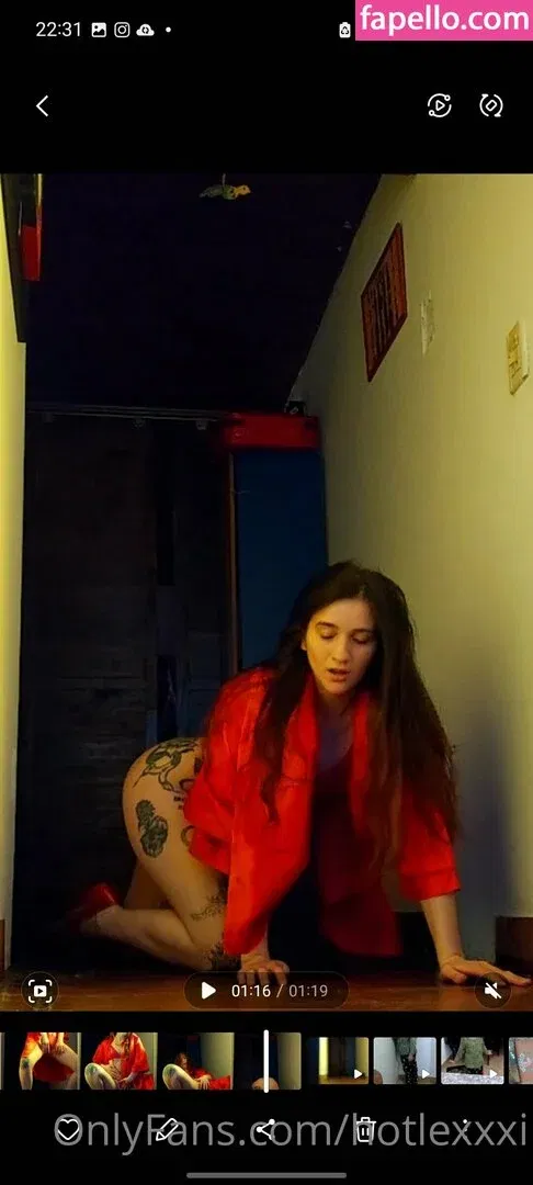 hotlexxxi Onlyfans Photo Gallery 