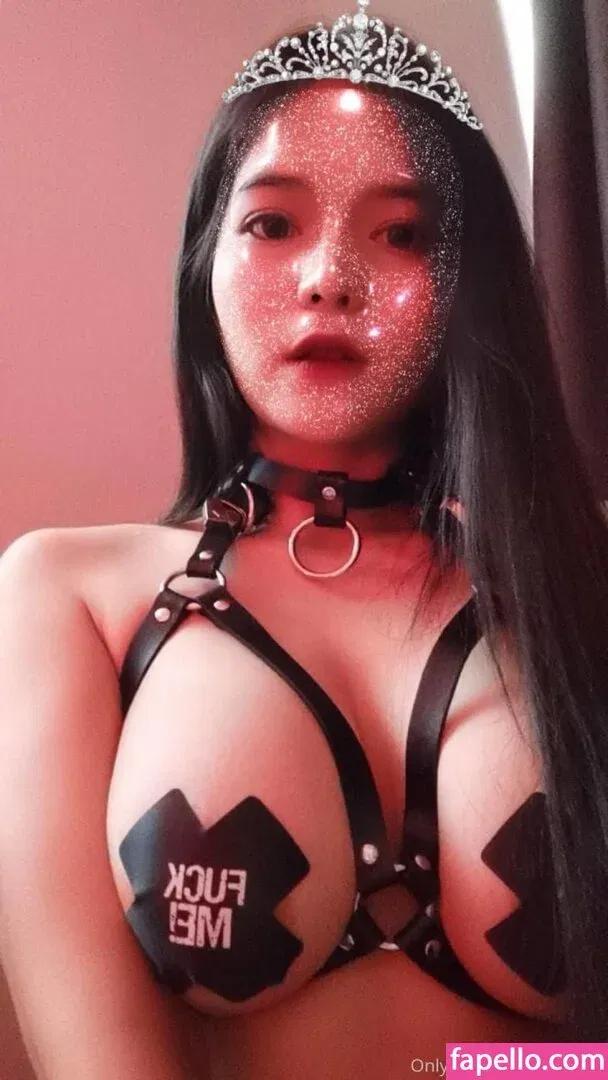 Pimnalin Onlyfans Photo Gallery 