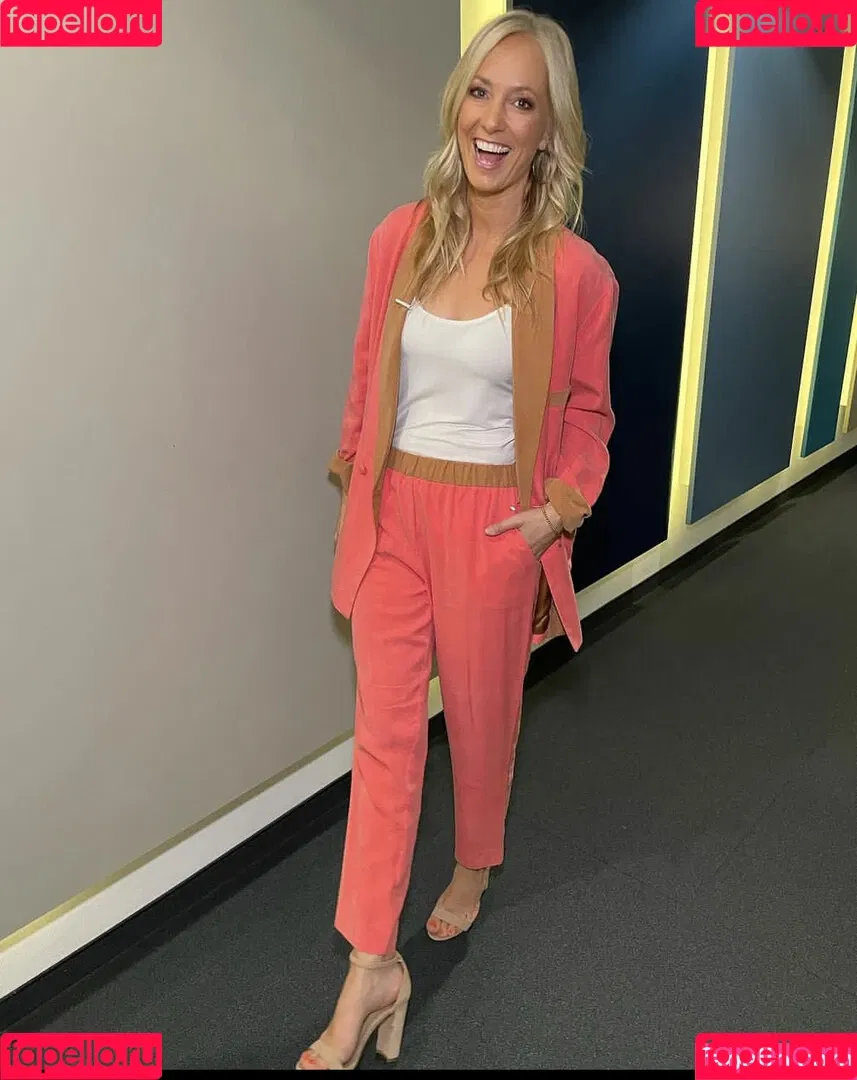 Angela Finger-Erben Onlyfans Photo Gallery 