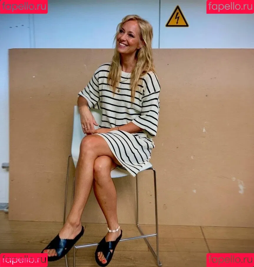 Angela Finger-Erben Onlyfans Photo Gallery 