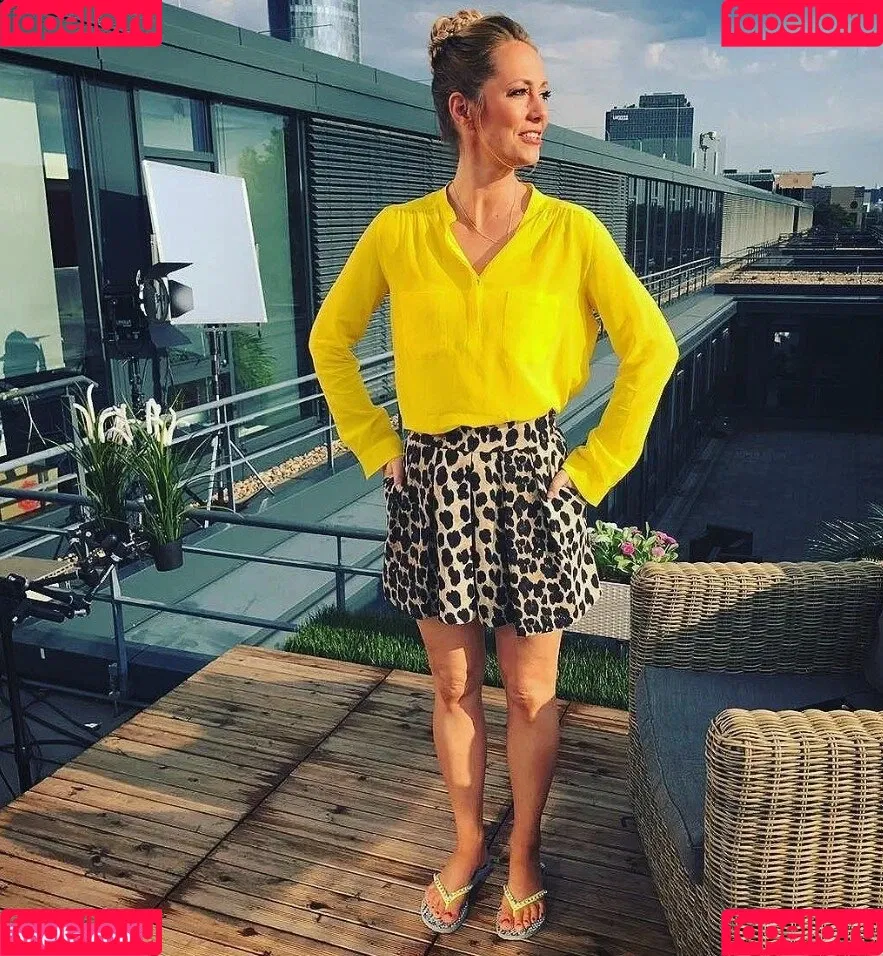 Angela Finger-Erben Onlyfans Photo Gallery 