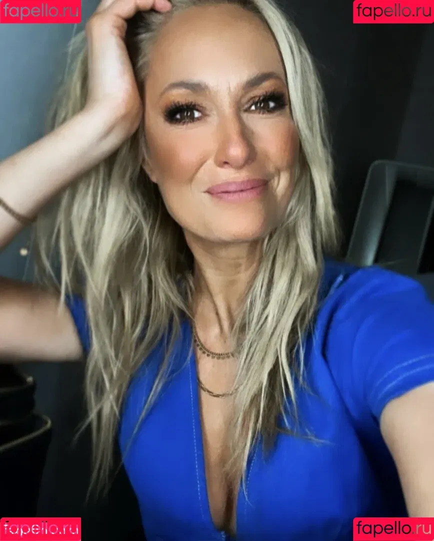 Angela Finger-Erben Onlyfans Photo Gallery 