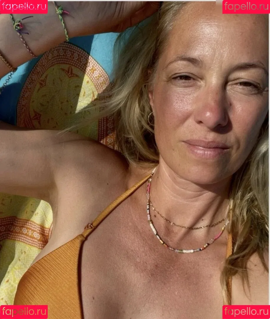 Angela Finger-Erben Onlyfans Photo Gallery 