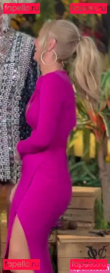 Angela Finger-Erben Onlyfans Photo Gallery 