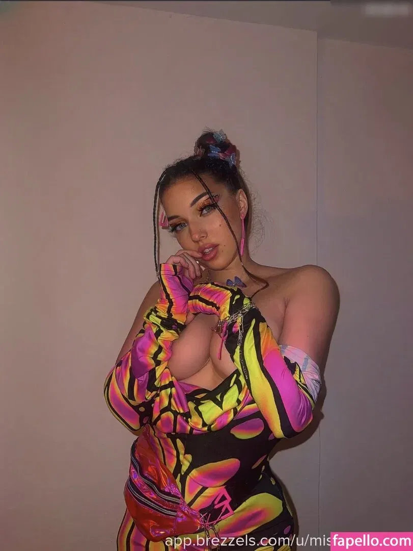 missimpurfect Onlyfans Photo Gallery 