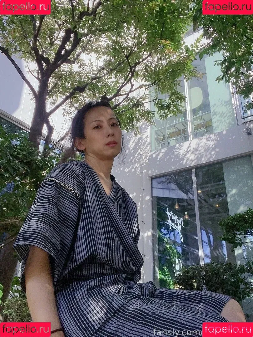 YOZAKURA Onlyfans Photo Gallery 