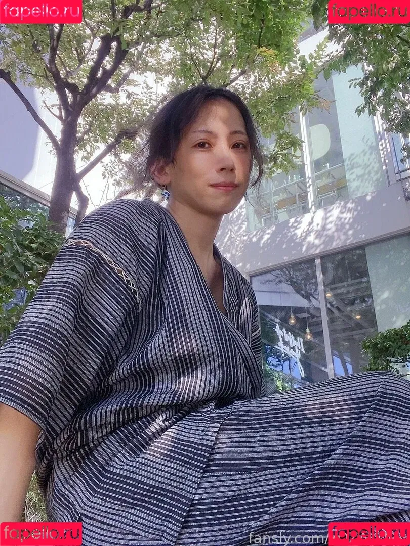 YOZAKURA Onlyfans Photo Gallery 