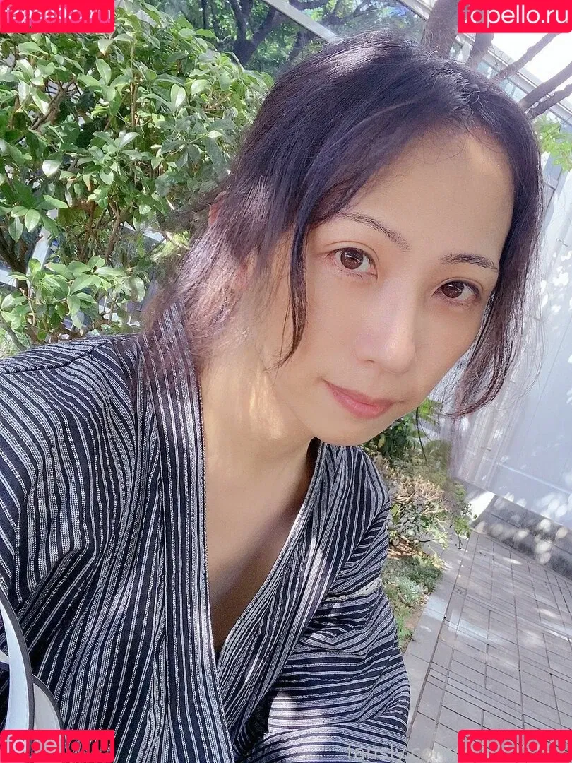 YOZAKURA Onlyfans Photo Gallery 