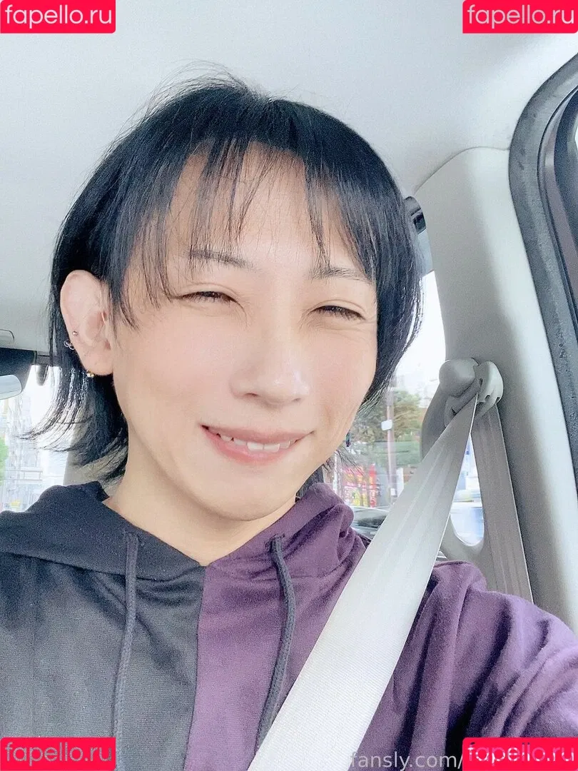 YOZAKURA Onlyfans Photo Gallery 