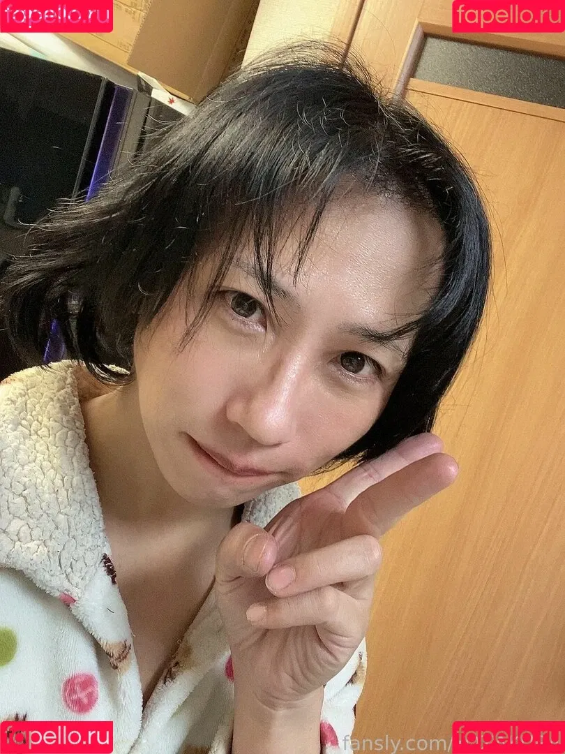 YOZAKURA Onlyfans Photo Gallery 