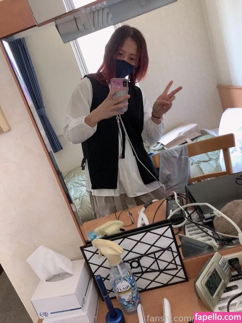 YOZAKURA Onlyfans Photo Gallery 