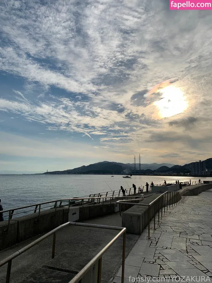 YOZAKURA Onlyfans Photo Gallery 