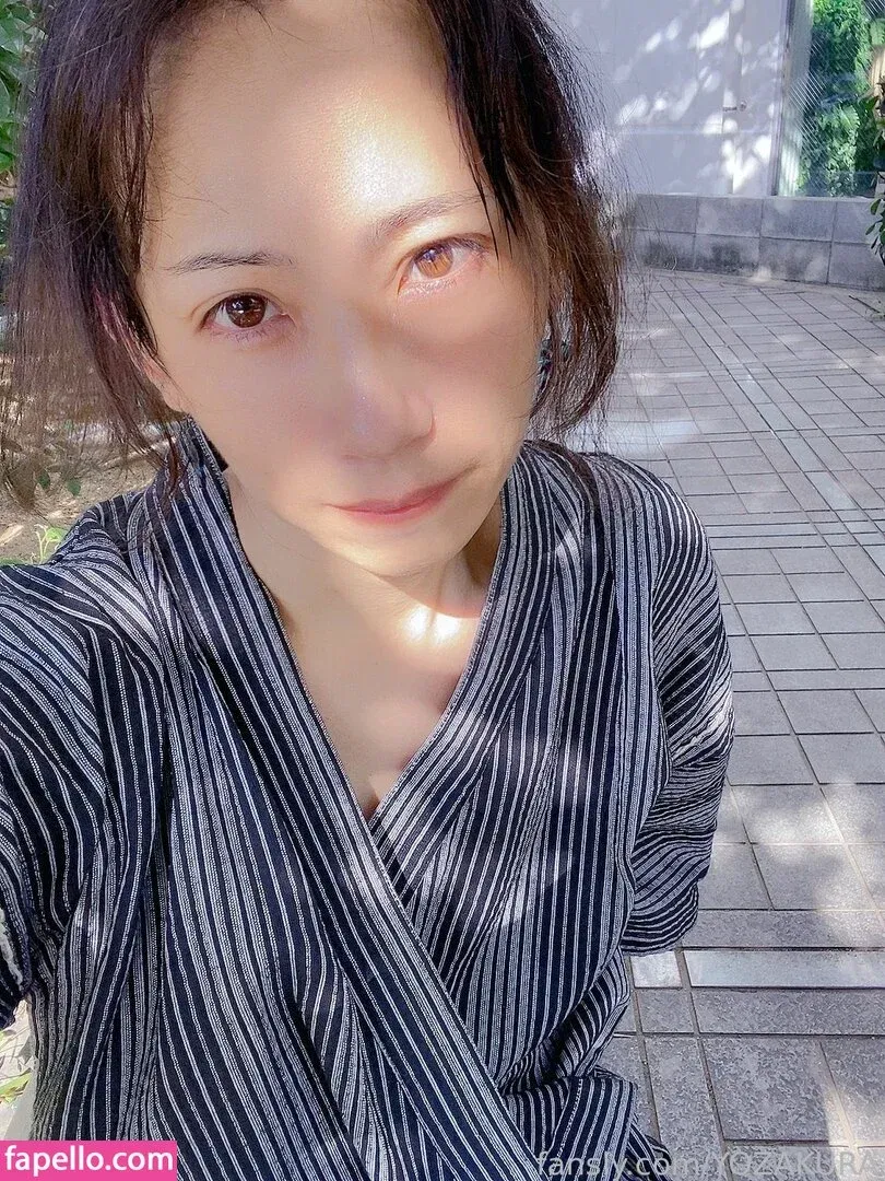 YOZAKURA Onlyfans Photo Gallery 