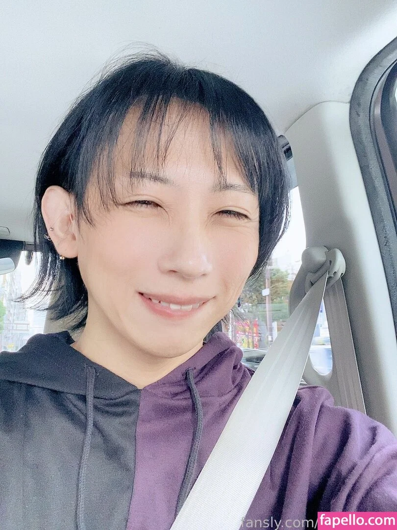 YOZAKURA Onlyfans Photo Gallery 