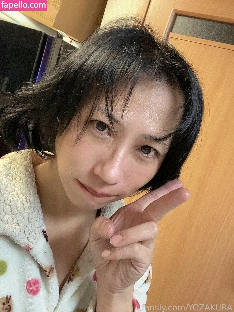 YOZAKURA Onlyfans Photo Gallery 