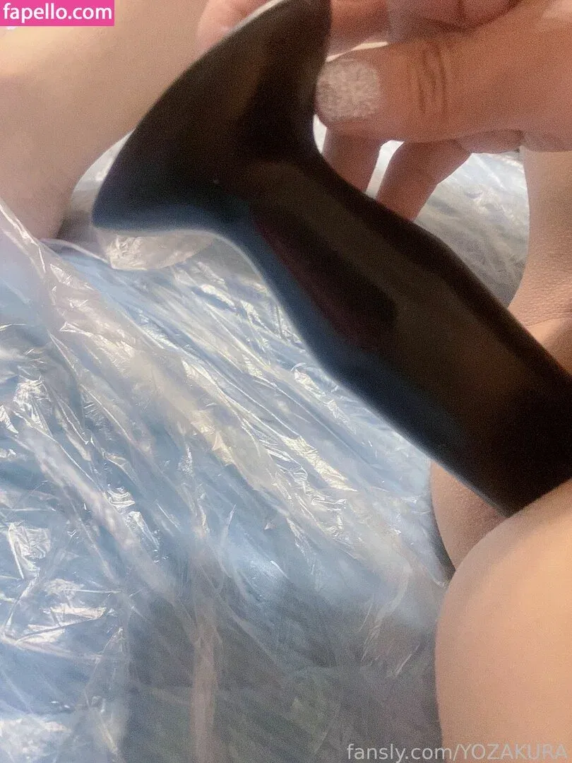 YOZAKURA Onlyfans Photo Gallery 