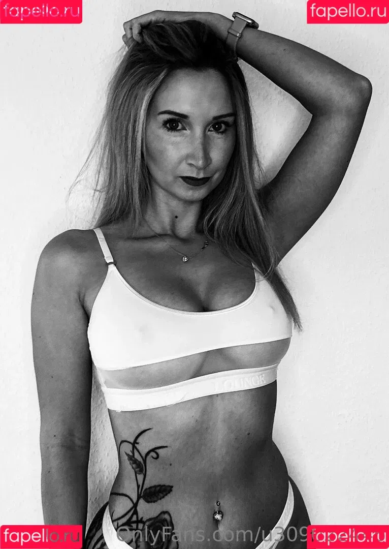 Blondiiegiirl Onlyfans Photo Gallery 