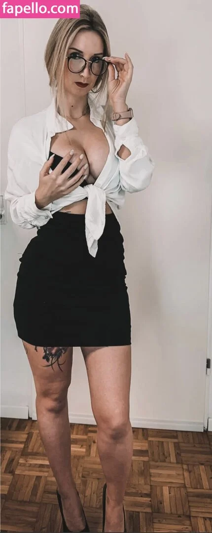 Blondiiegiirl Onlyfans Photo Gallery 