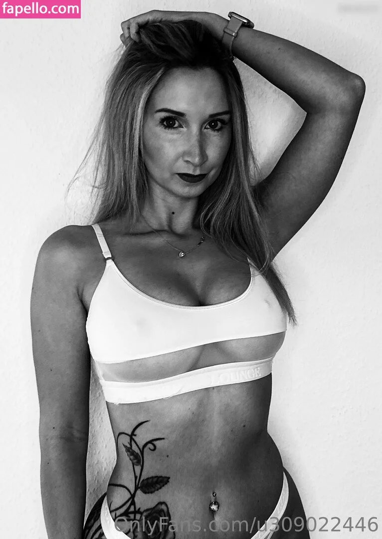 Blondiiegiirl Onlyfans Photo Gallery 