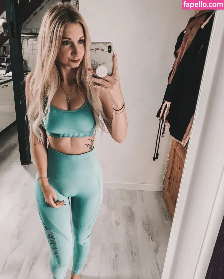 Blondiiegiirl Onlyfans Photo Gallery 