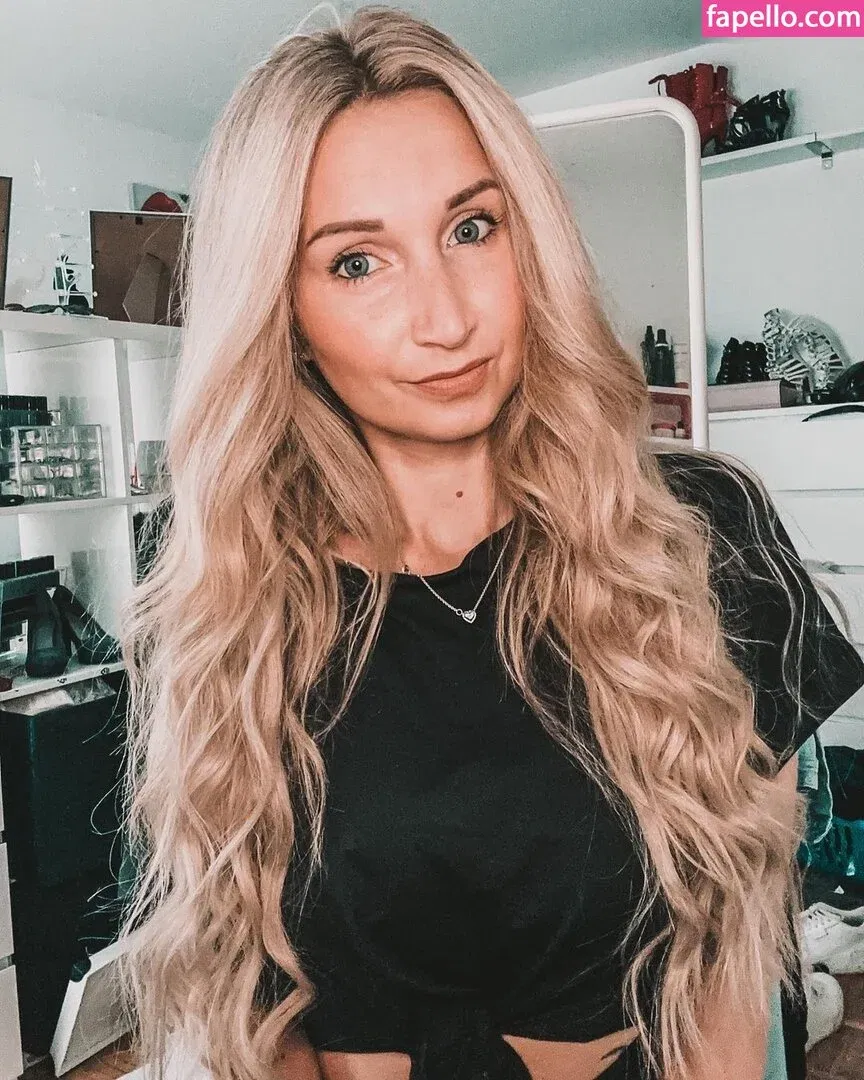 Blondiiegiirl Onlyfans Photo Gallery 