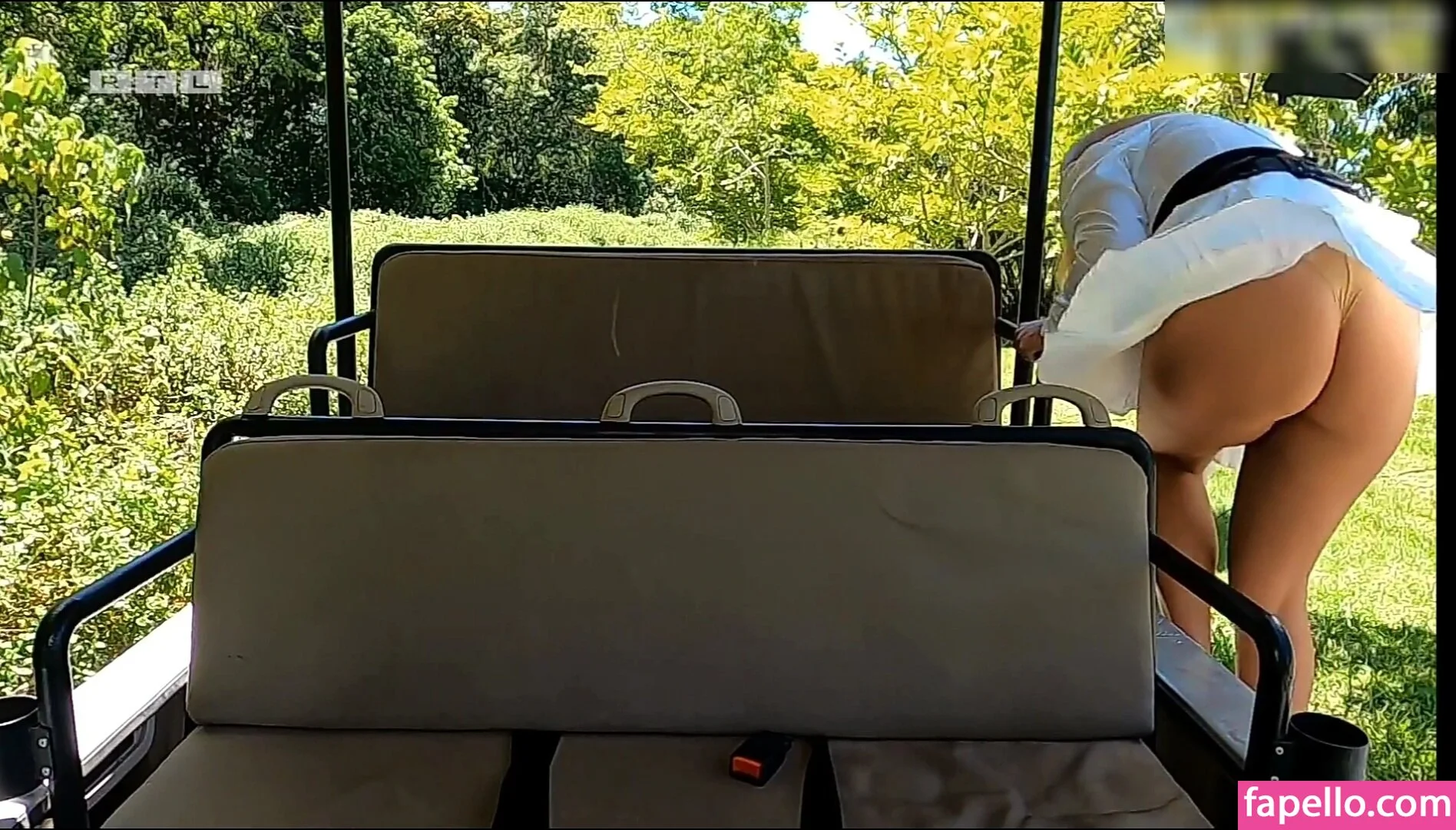 Jenefer R. Onlyfans Photo Gallery 