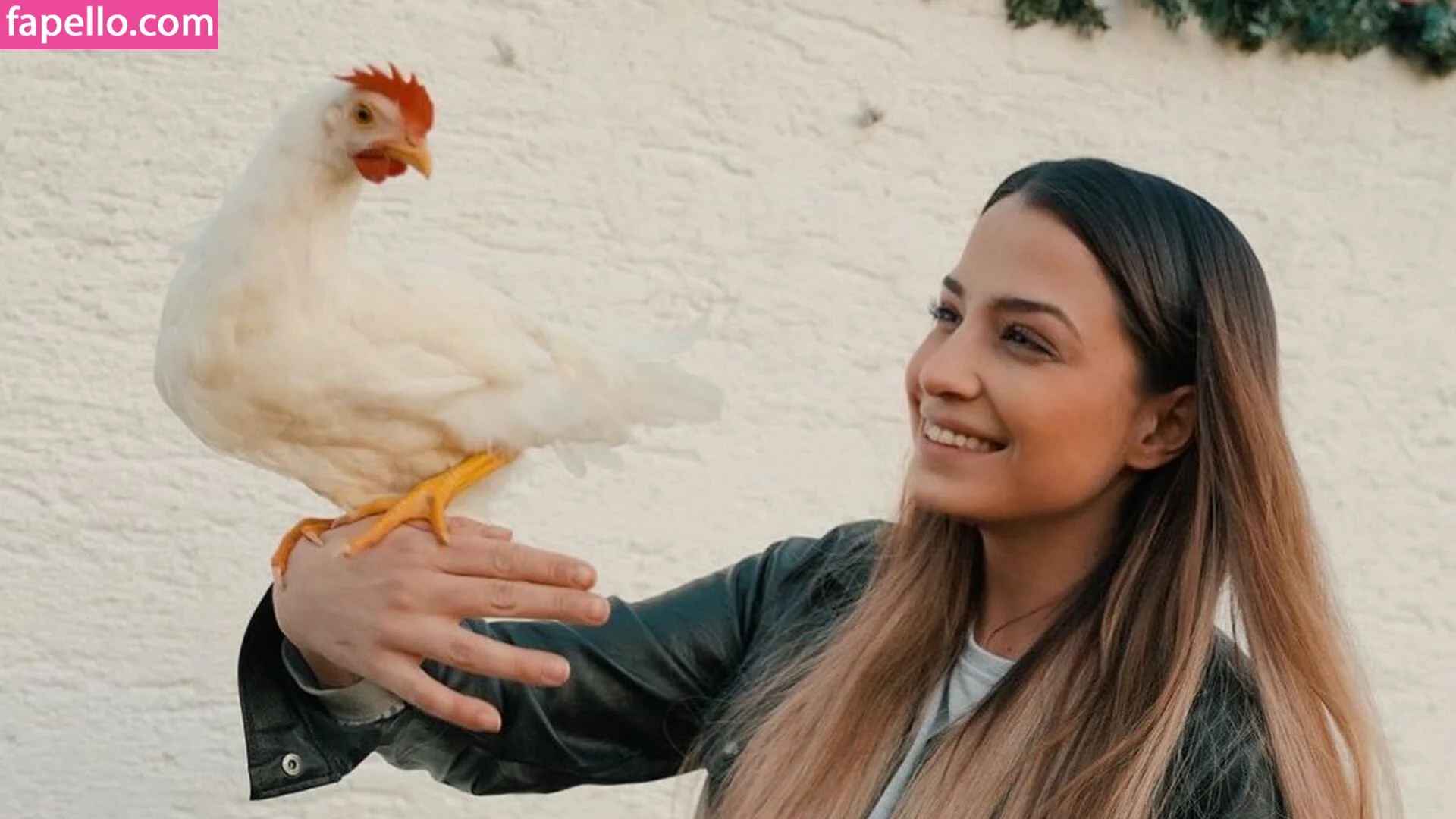 Jenefer R. Onlyfans Photo Gallery 