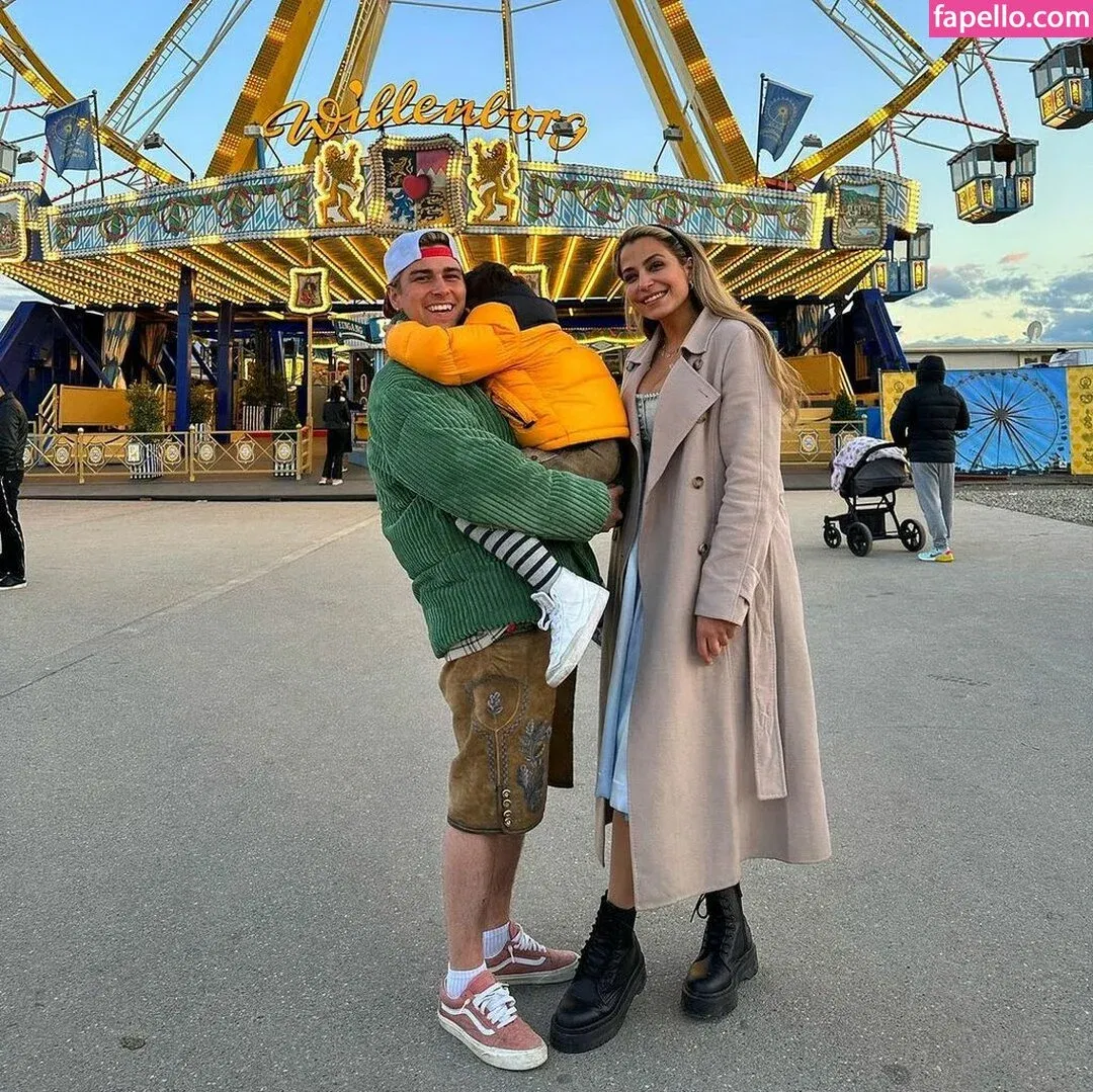 Jenefer R. Onlyfans Photo Gallery 