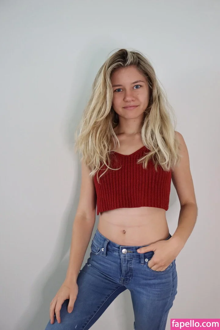 Astro Poetrising Onlyfans Photo Gallery 