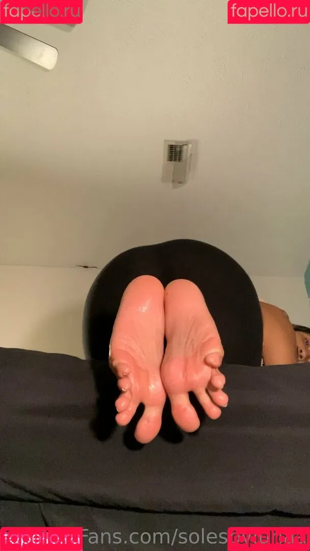 solesbylunaa Onlyfans Photo Gallery 