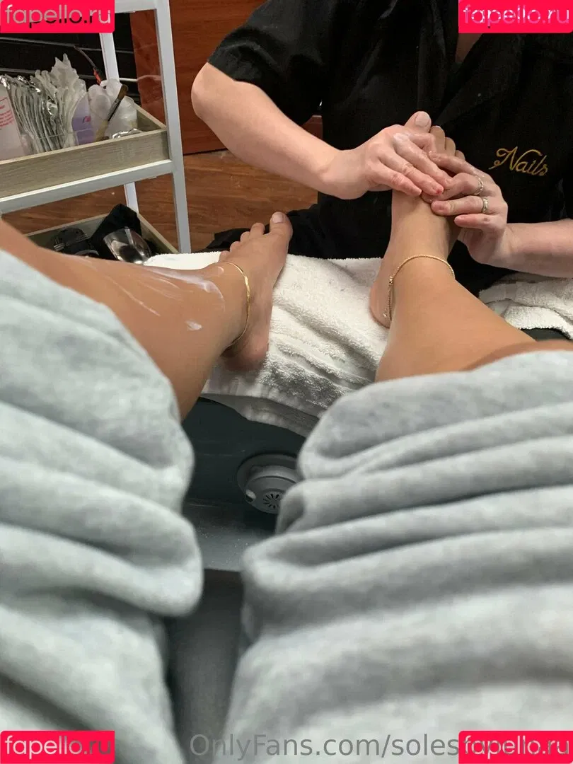 solesbylunaa Onlyfans Photo Gallery 