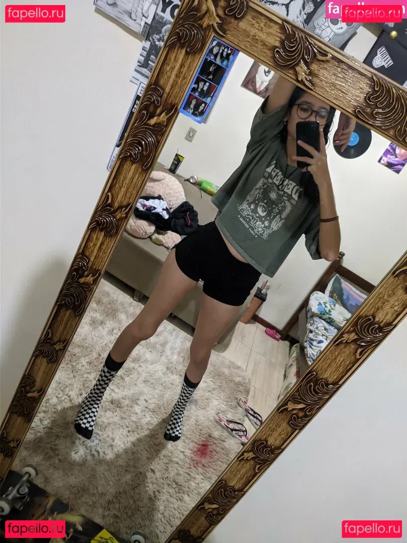 Thesuusu Onlyfans Photo Gallery 