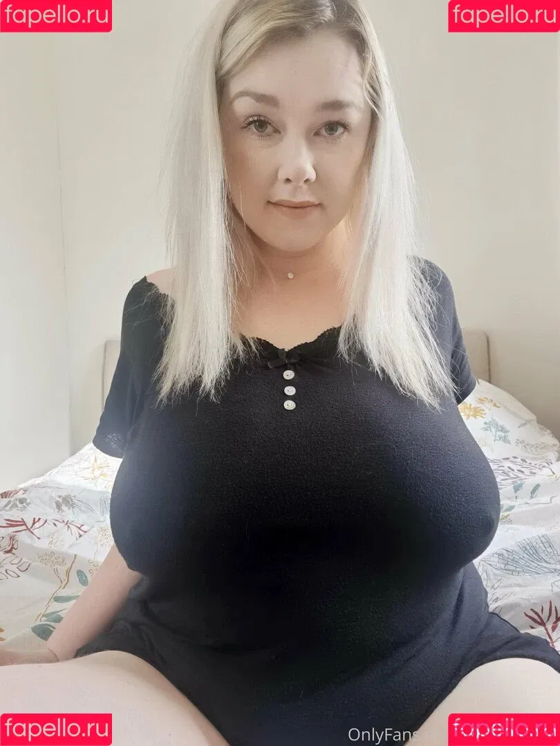Ivy Wild Onlyfans Photo Gallery 