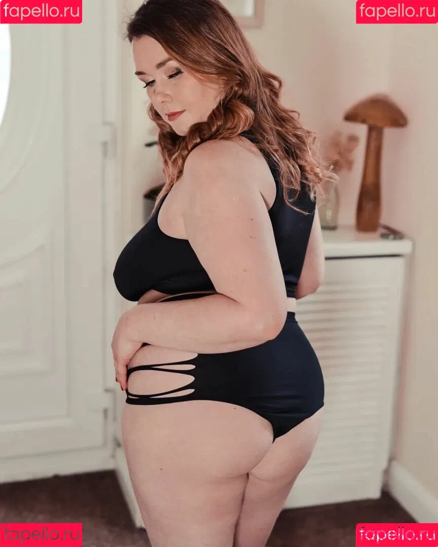 Ivy Wild Onlyfans Photo Gallery 