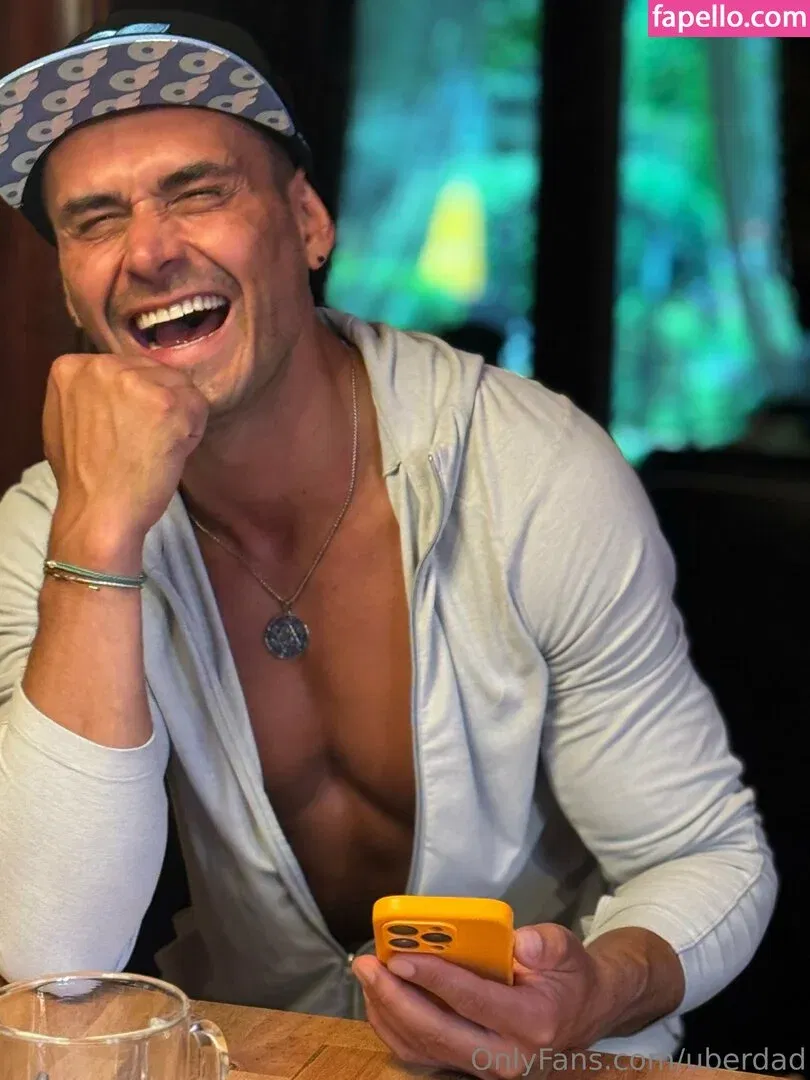 uberdad Onlyfans Photo Gallery 