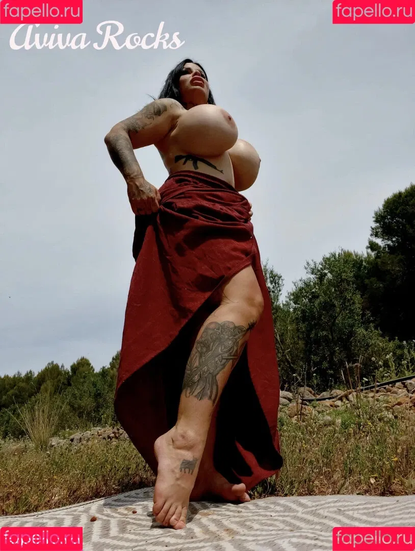 Aviva Rocks Onlyfans Photo Gallery 