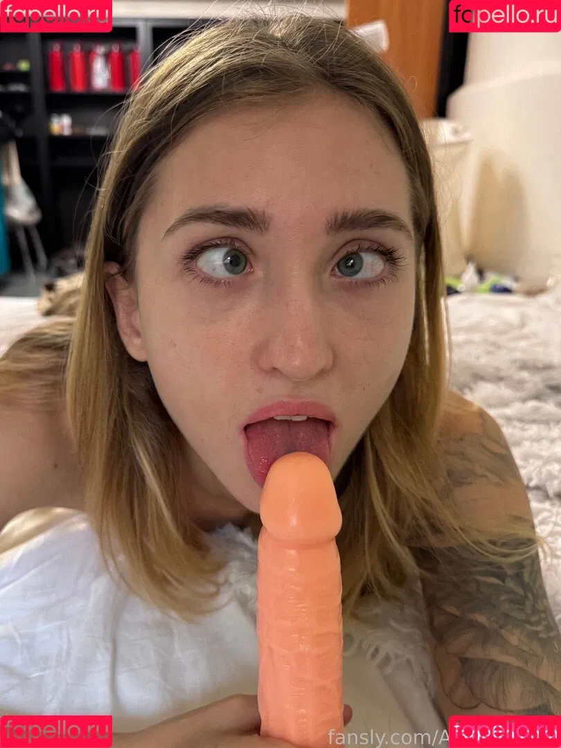 Amy_lovvee Onlyfans Photo Gallery 