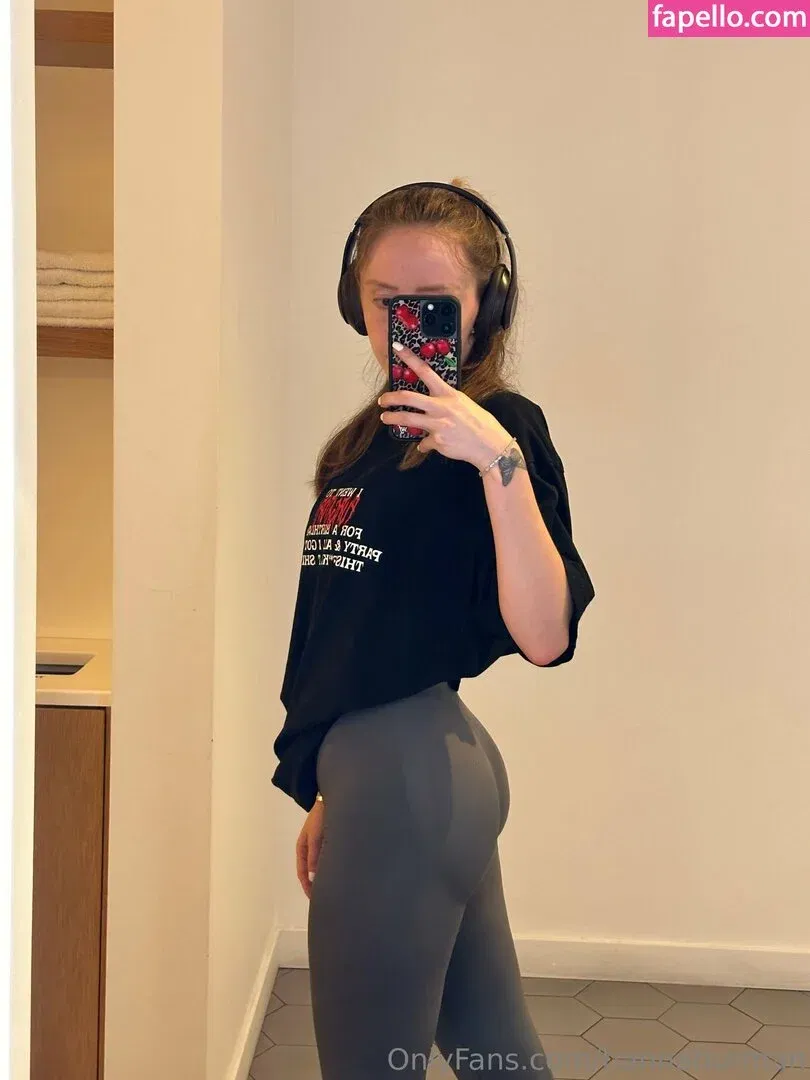 Hannah Urman Onlyfans Photo Gallery 