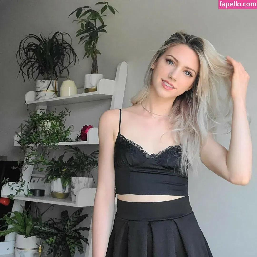 Kimcella Onlyfans Photo Gallery 