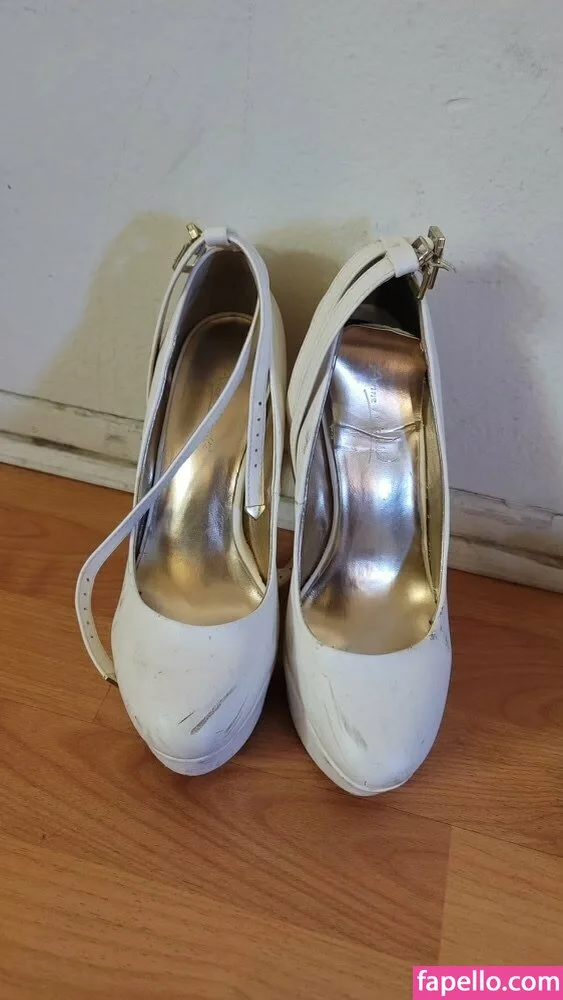 elizabethtran Onlyfans Photo Gallery 