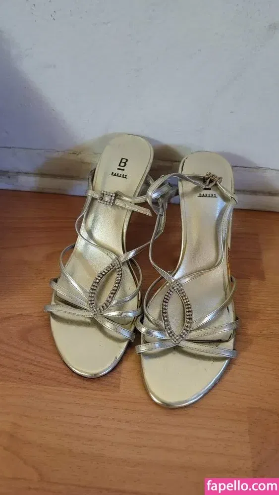 elizabethtran Onlyfans Photo Gallery 