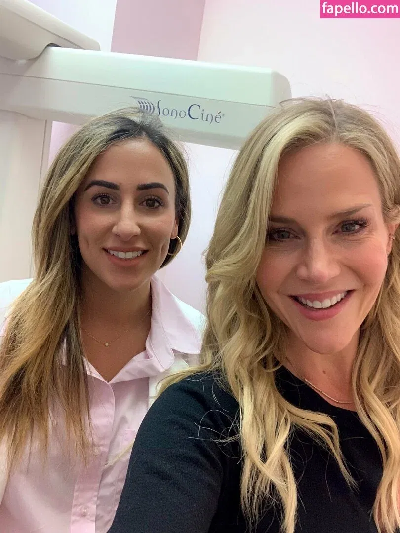 Julie Benz Onlyfans Photo Gallery 