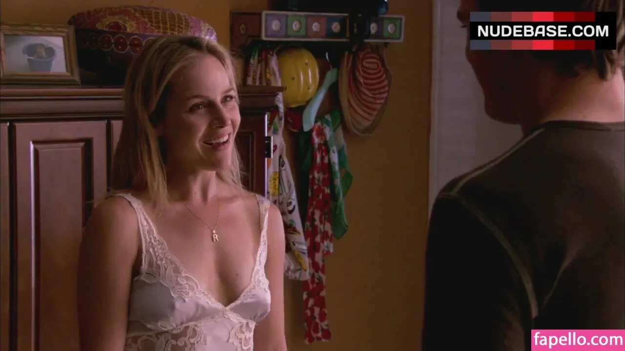 Julie Benz Onlyfans Photo Gallery 