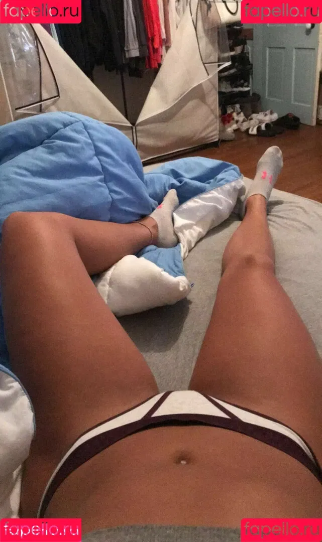 Sarah Shubert Onlyfans Photo Gallery 