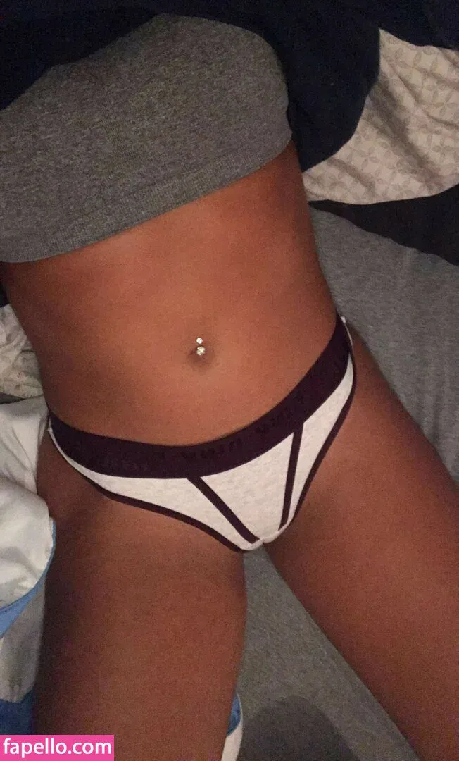 Sarah Shubert Onlyfans Photo Gallery 