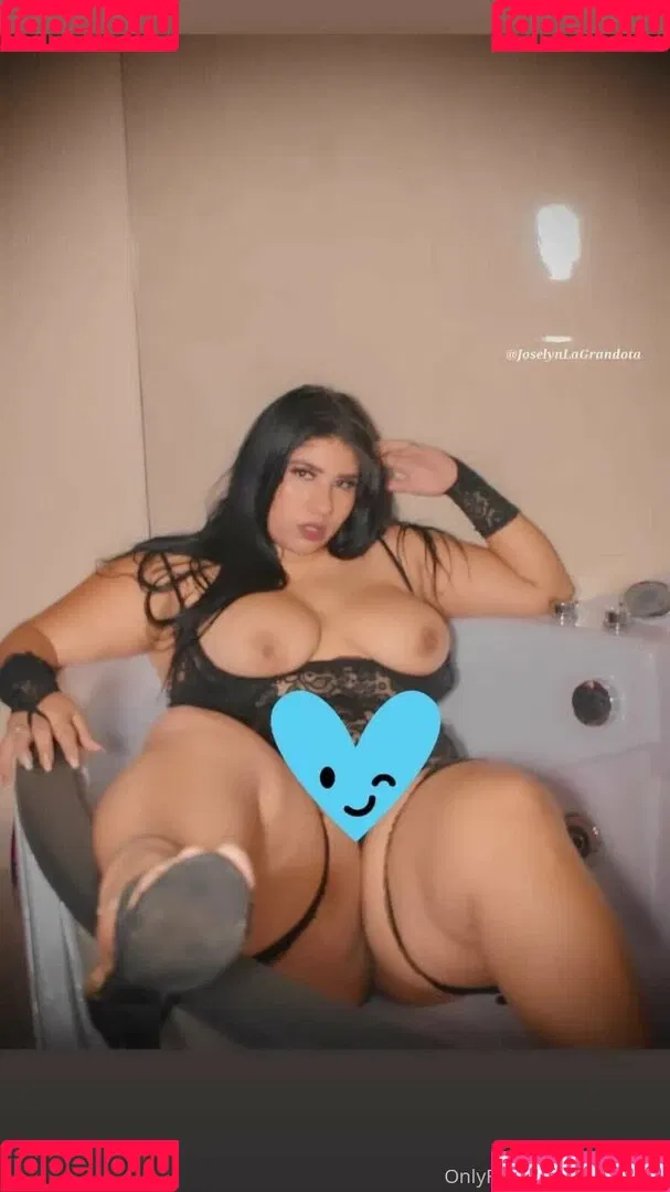 La Grandota Onlyfans Photo Gallery 