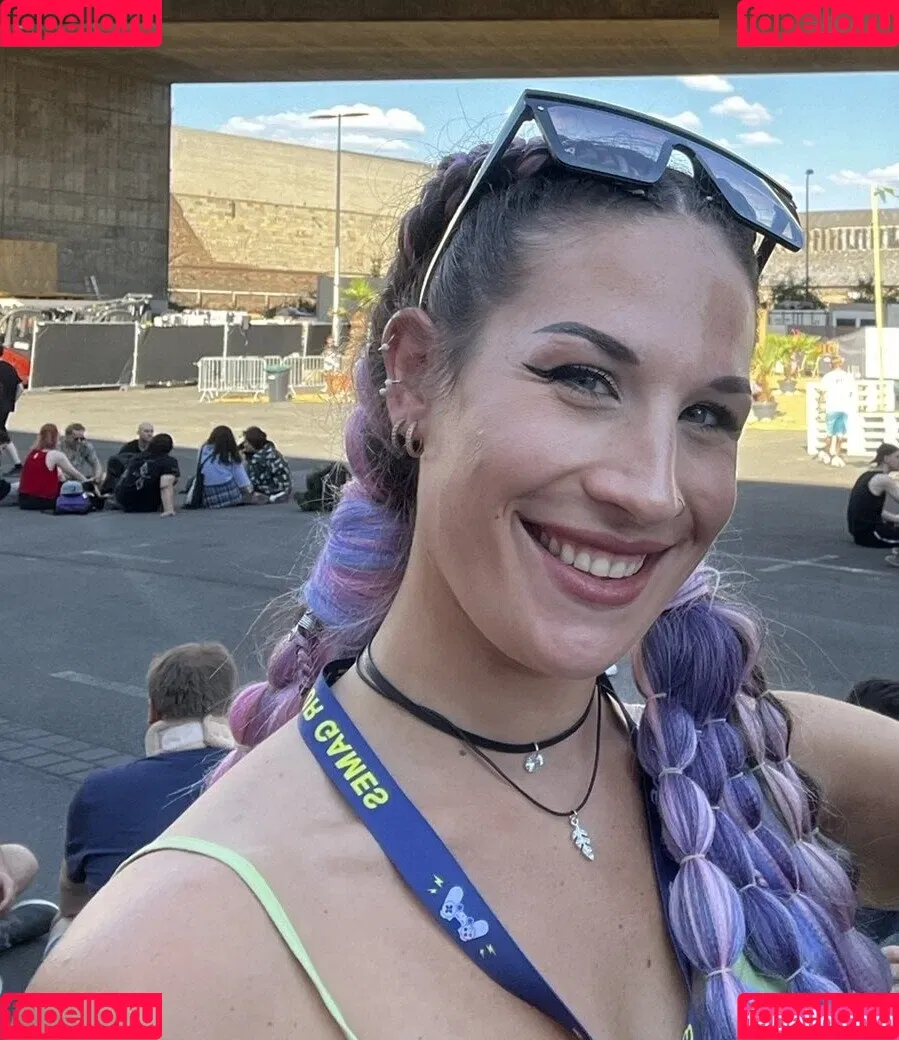 JuleTheFox Onlyfans Photo Gallery 