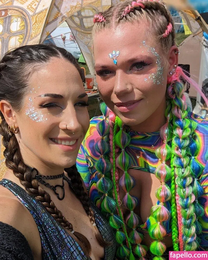 JuleTheFox Onlyfans Photo Gallery 