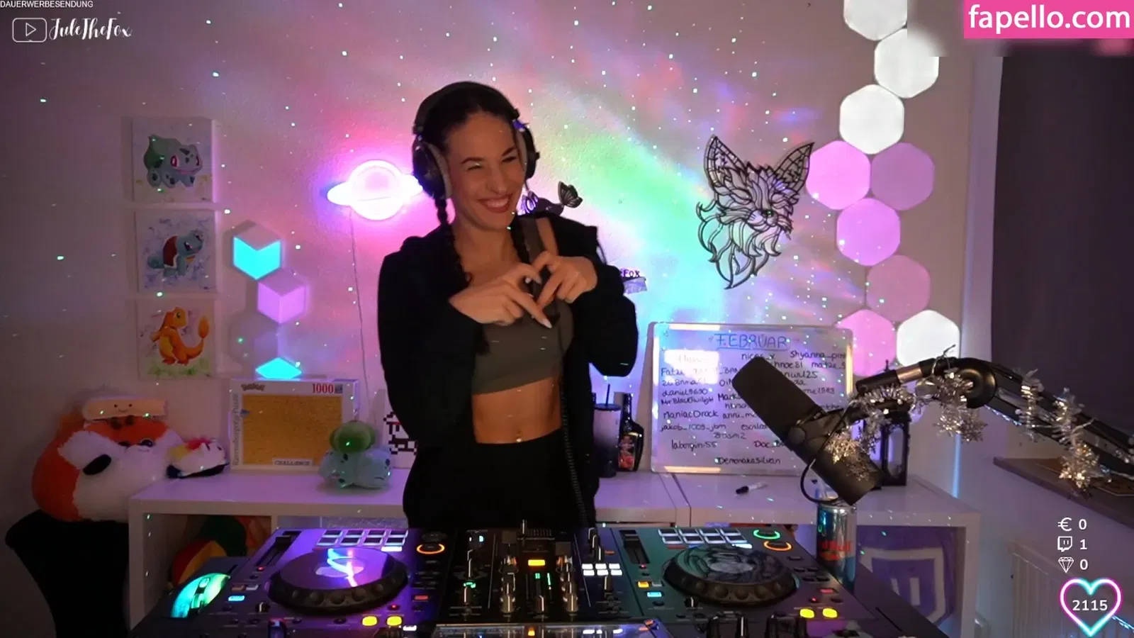 JuleTheFox Onlyfans Photo Gallery 