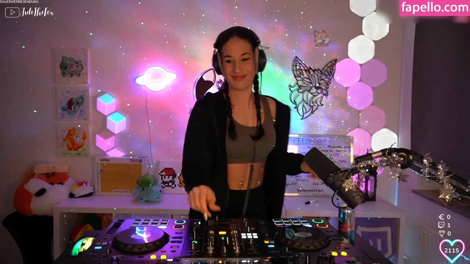 JuleTheFox Onlyfans Photo Gallery 